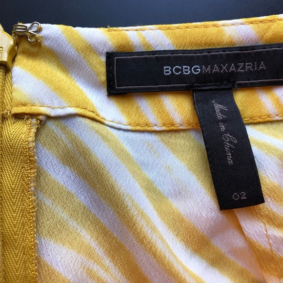 BCBG flowy miniskirt yellow/white ruffled - Picture 6 of 7